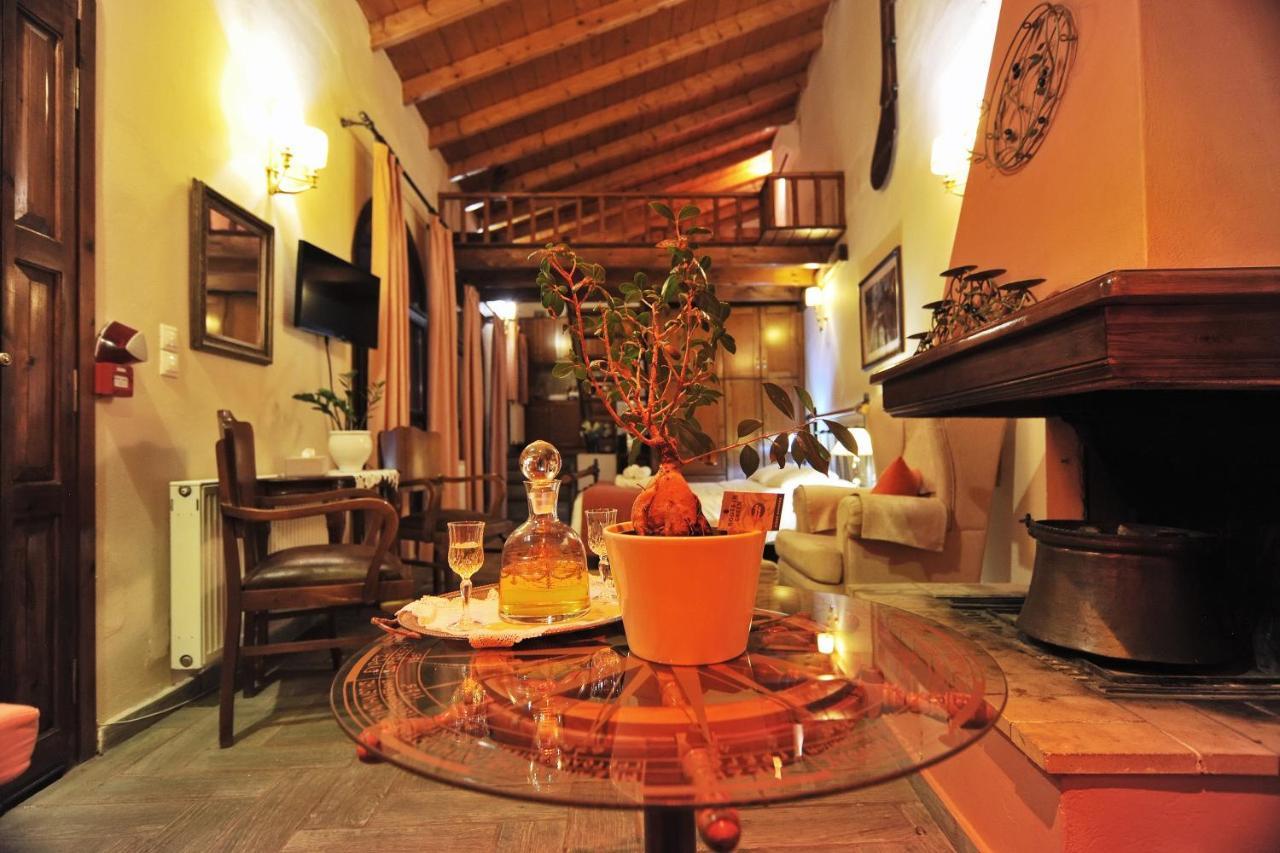 Ganimede Hotel, Galaxidi Luaran gambar